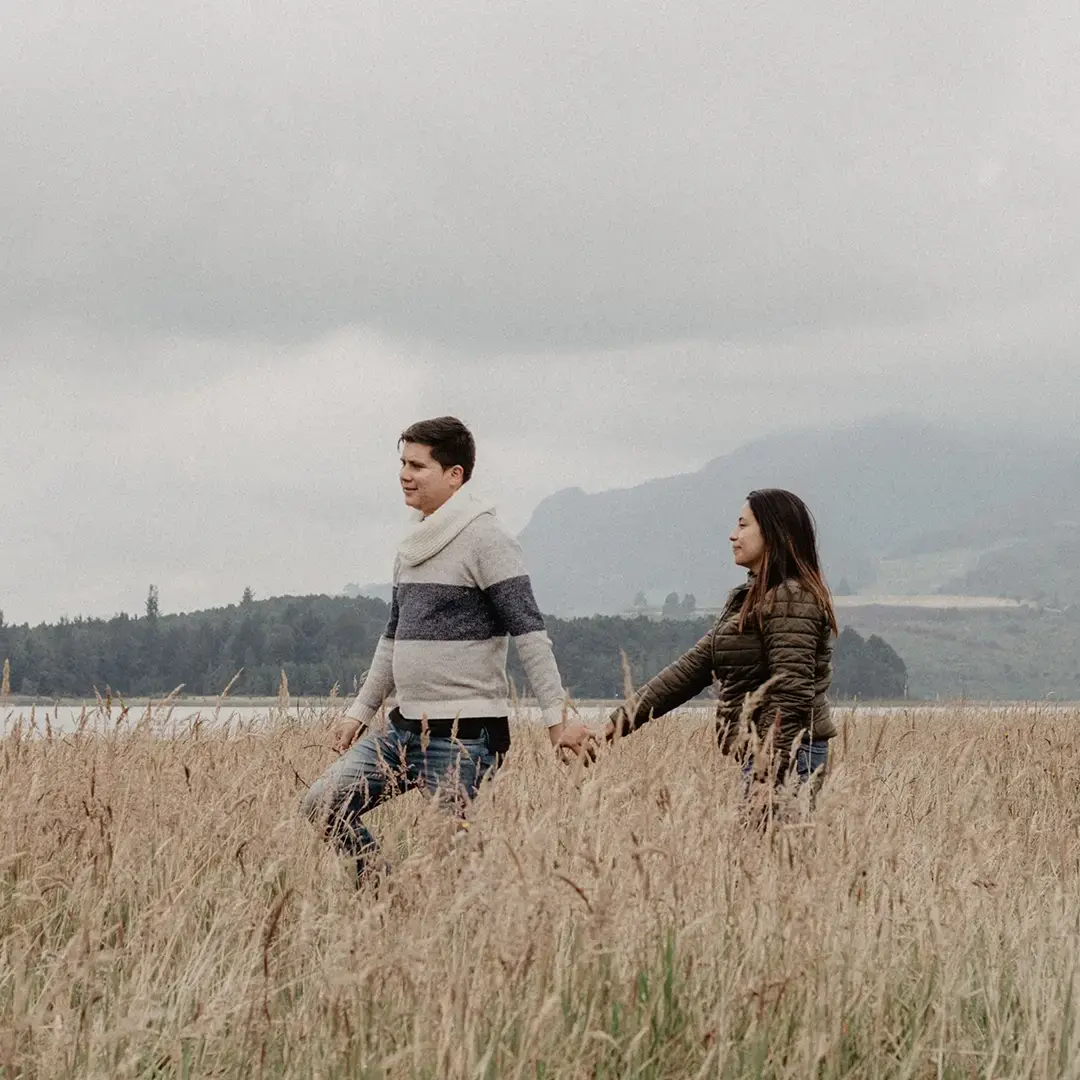 Engagement photography in Suesca, Cundinamarca — Christian & Paola | AURA