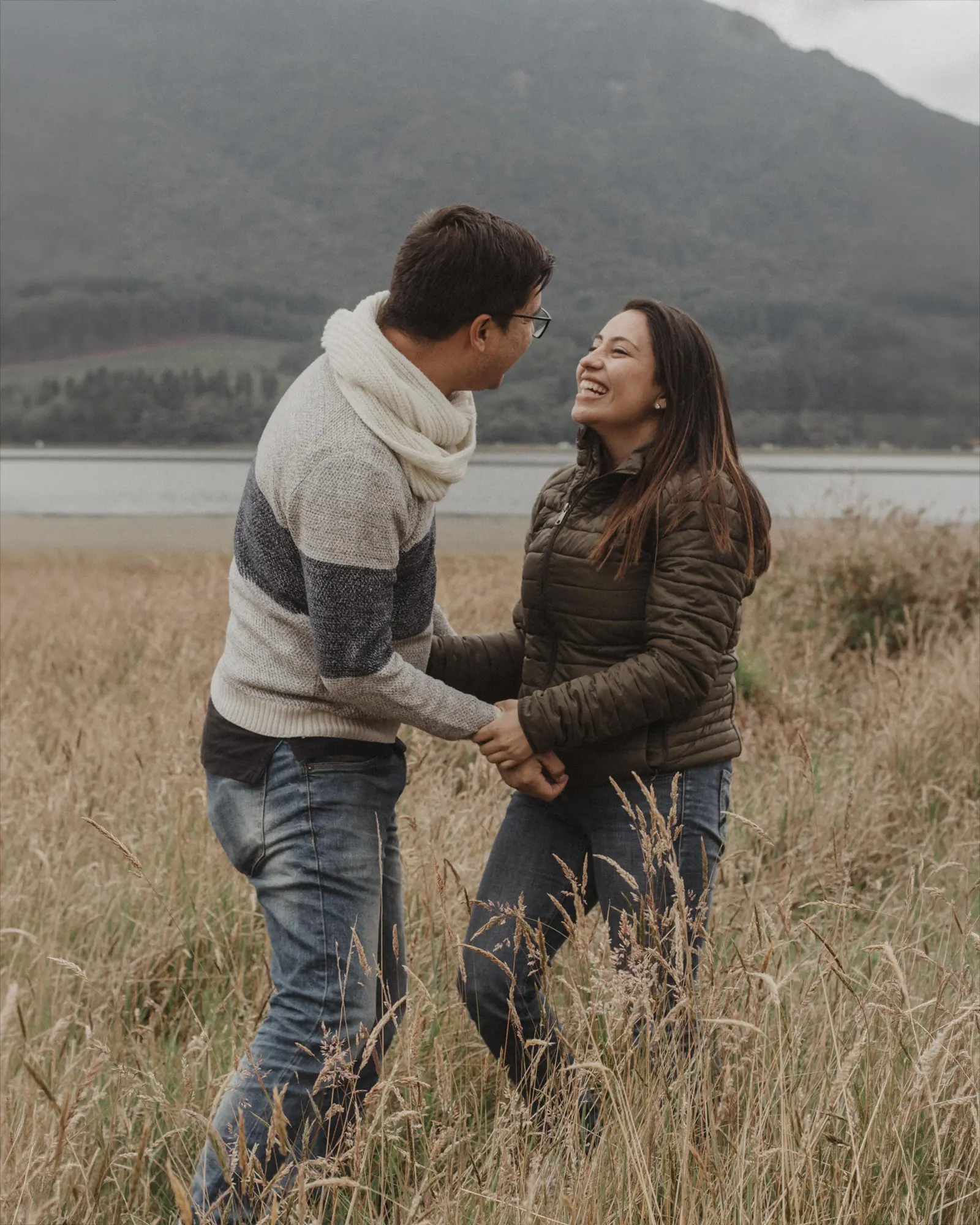 Engagement photography in Suesca, Cundinamarca — Christian & Paola | AURA