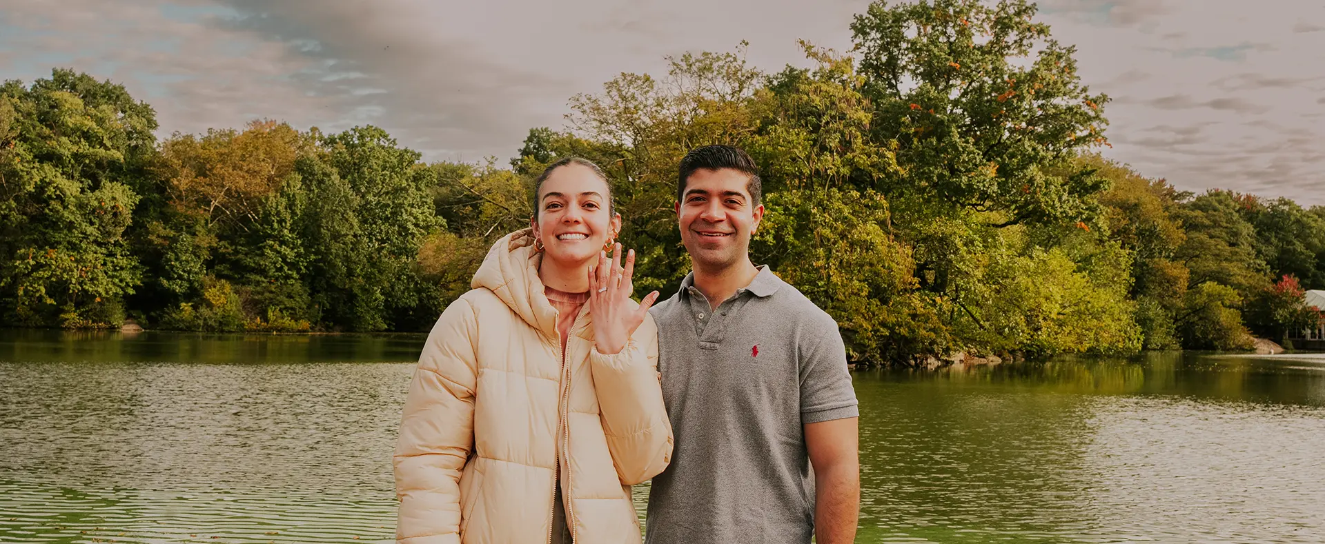 Engagement photography in Central Park, New York — Pablo & Caro | AURA