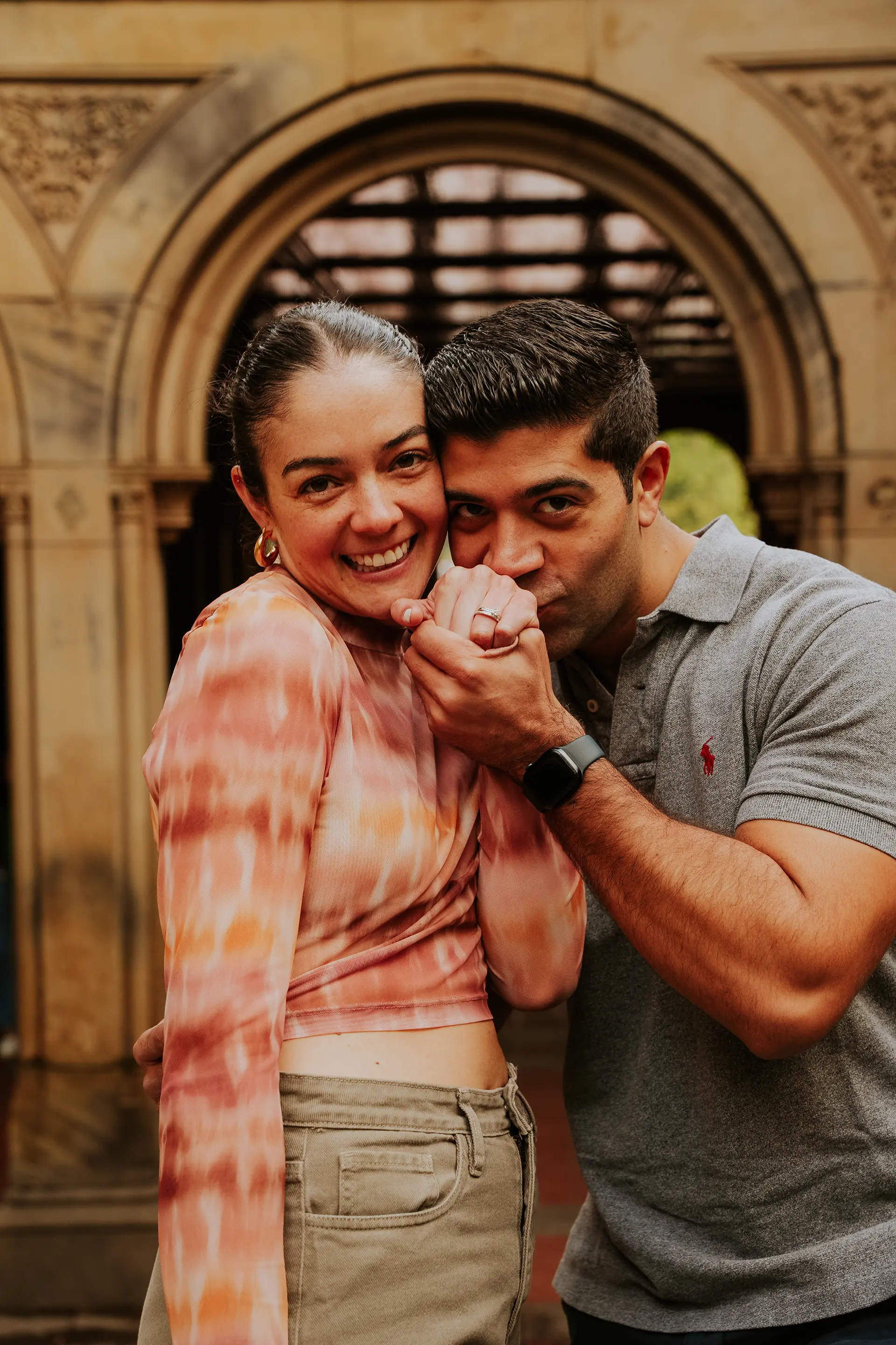Engagement photography in Central Park, New York — Pablo & Caro | AURA